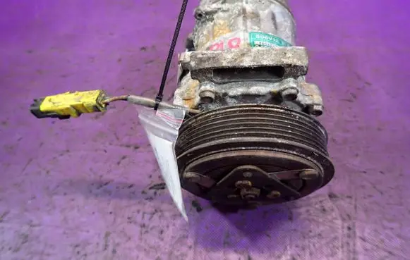 Peugeot 206 CC Air conditioning (A/C) compressor (pump) 9655191580