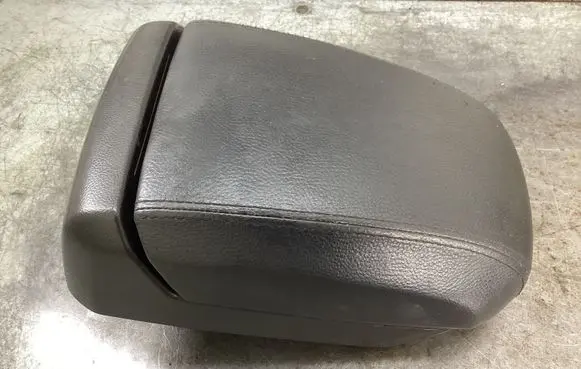 Opel Antara Armrest 