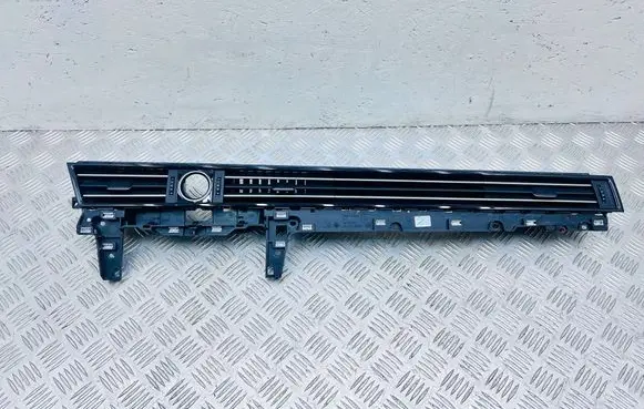 Volkswagen PASSAT B8 Dash center air vent grill 3G1858416F 09260005 120620150754