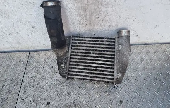 Audi A6 S6 C6 4F Intercooler radiator 4F0145805M 0281906051C