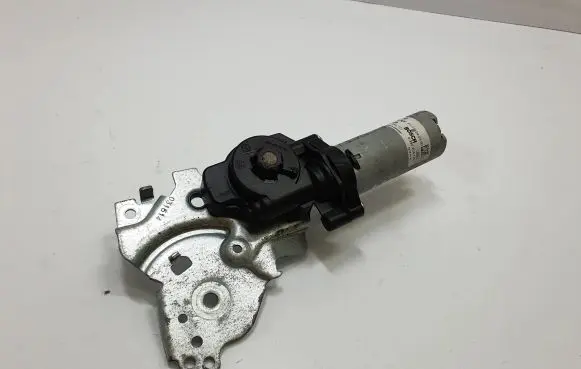 BMW 4 F32 F33 Seat adjustment motor 7325533 52107325533 03902204143