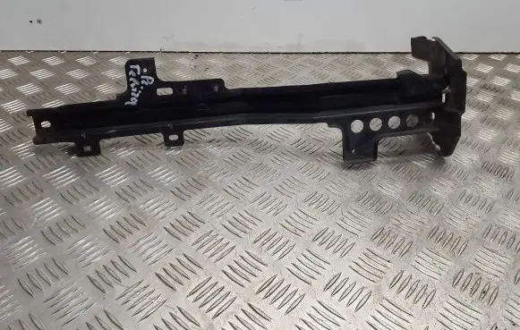 Radiator support slam panel bracket