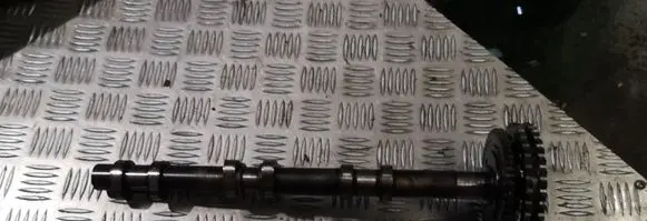 Mercedes-Benz C W204 Camshaft a64205200001
