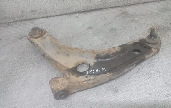 Toyota Yaris Front lower control arm/wishbone