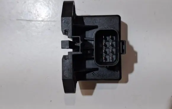 Ford Mustang VI Fuel pump relay FU5A9D370MA