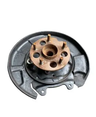 Toyota RAV 4 (XA20) Rear wheel hub