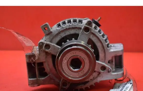 Toyota Avensis Verso Generator/alternator A6052