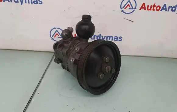 BMW 7 E65 E66 Power steering pump 6760074 32416760074 32416781644
