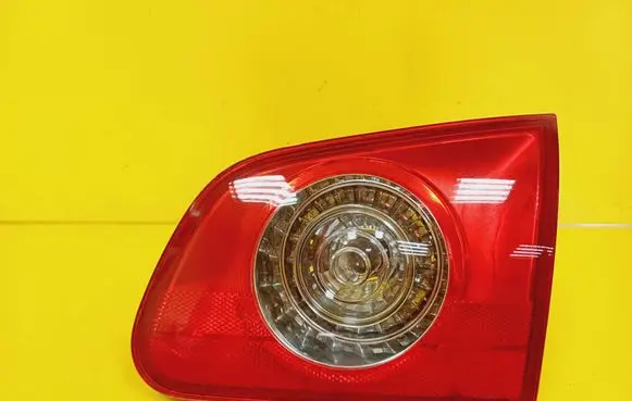 Volkswagen PASSAT B6 Tailgate rear/tail lights 3C9945094