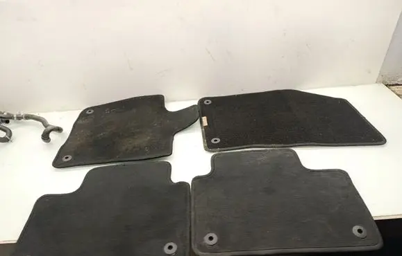 Volvo S60 Car floor mat set 31463145