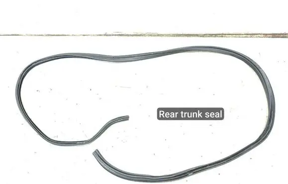 Ferrari California F149 Loading door rubber seal (on body) 069773500