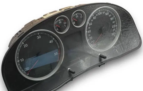 Volkswagen PASSAT B5.5 Central body control module 3B0920827A