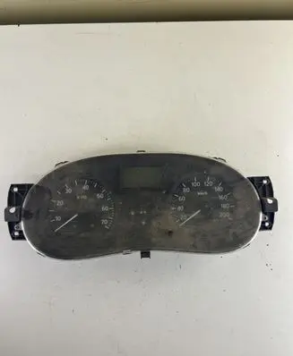 Dacia Logan I Speedometer (instrument cluster) P8200377202 8200377202F 8200377202