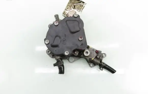 Volkswagen Golf IV Vacuum pump 038145209A