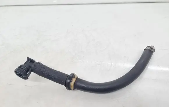 BMW 7 E65 E66 Breather hose/pipe 