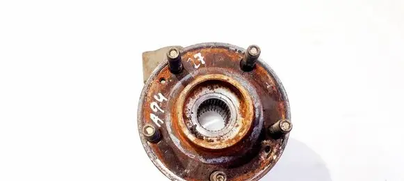 KIA Sorento Rear wheel hub