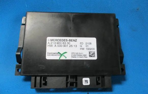 Mercedes-Benz C W205 Other control units/modules A2139008330 A3C0604470000 A0009012513