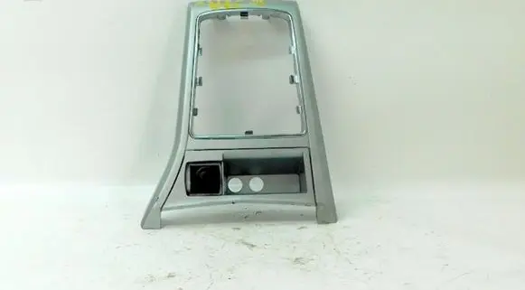 Opel Astra H Gear shifter surround trim plastic 193495