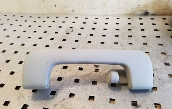 Audi Q7 4L Rear interior roof grab handle 8P0857607K