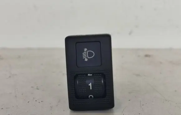 Mazda 5 Headlight level height control switch 134139