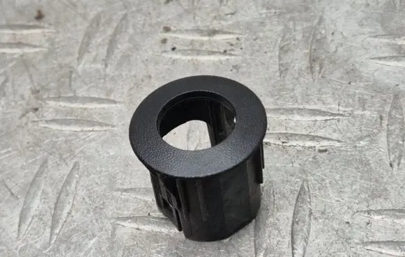 Nissan Qashqai Rear parking sensor holder (PDC) 285334EA7E