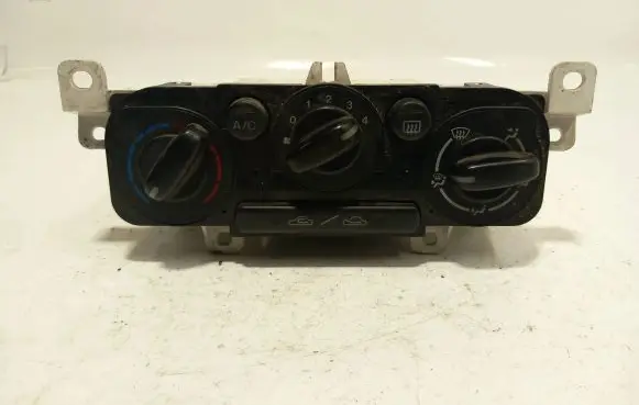 Mazda 323 Climate control unit