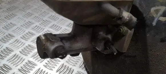 Opel Vectra B Master brake cylinder