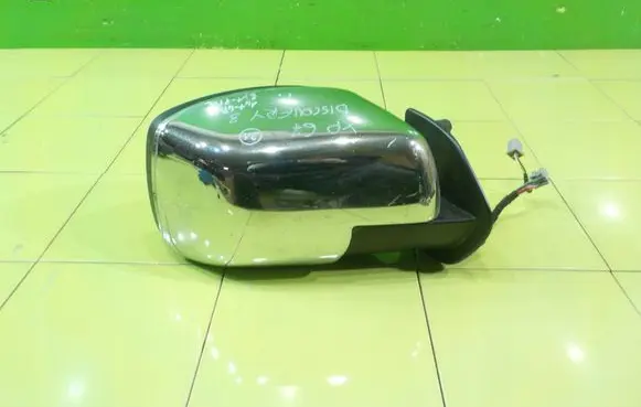 Land Rover Discovery Front door electric wing mirror PRAWE XP67