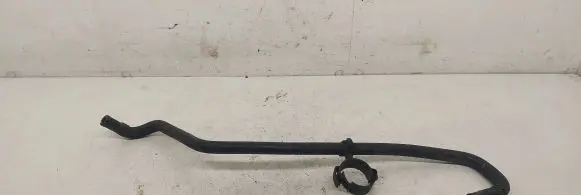 Volkswagen PASSAT B6 Engine coolant pipe/hose