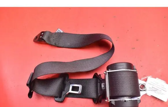 Opel Zafira C Front seatbelt 13332240