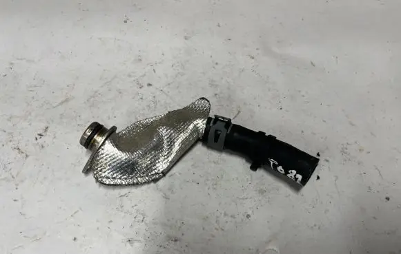 Audi A3 S3 8V Engine coolant pipe/hose 06K121085A