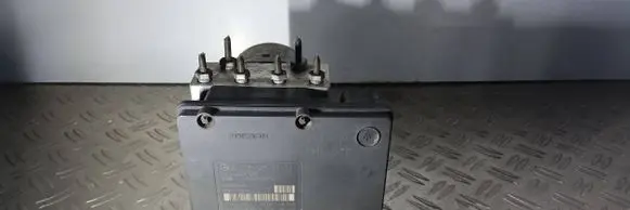 Mercedes-Benz C W203 ABS Pump A0345457132 00009549D0 G0R4C19B27