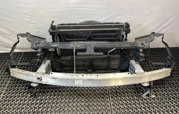 Mercedes-Benz C W204 Radiator support slam panel 