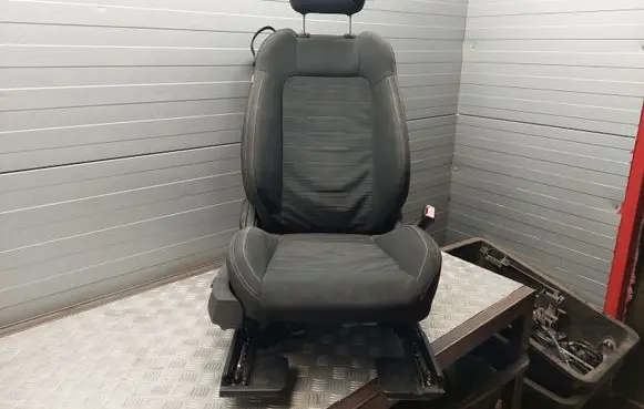 Front passenger seat