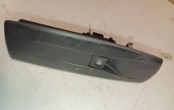Renault Laguna III Electric window control switch 809600750r