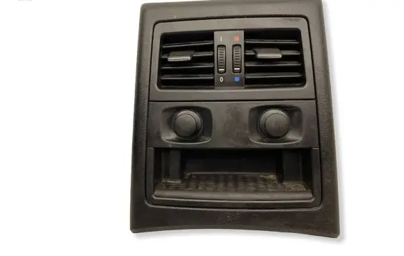 BMW 3 E90 E91 Rear air vent grill 7129556 6932023 6932024