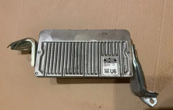 Toyota Auris E180 Engine control unit/module 896610ZU60 MB2756009480