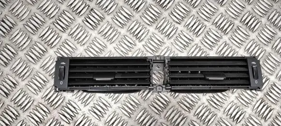 Volvo V70 Dash center air vent grill 30643315 30676292