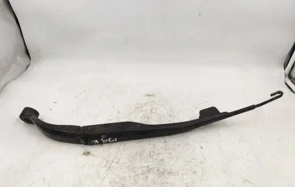 Honda Accord Front wiper blade arm 4561
