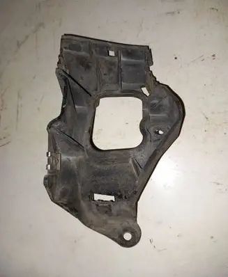 Fender mounting bracket