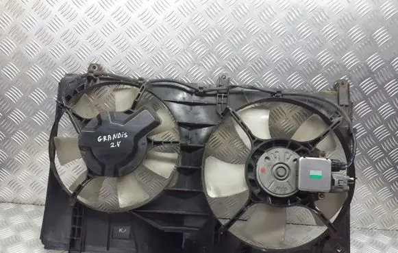 Mitsubishi Grandis Electric radiator cooling fan