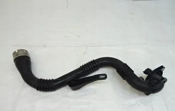 Renault Captur Air intake duct part 144605243R