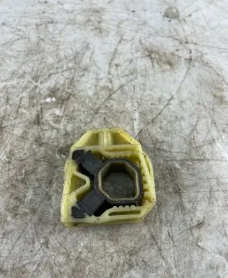 Seat Ibiza IV (6J,6P) Radiator mount bracket 1K0121367G