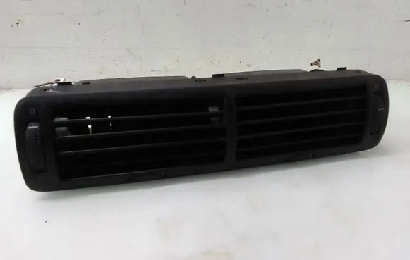 Volkswagen PASSAT B5.5 Dash center air vent grill 3B0819728A