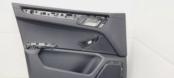 Porsche Macan (95B) Front door card panel trim 95B867011