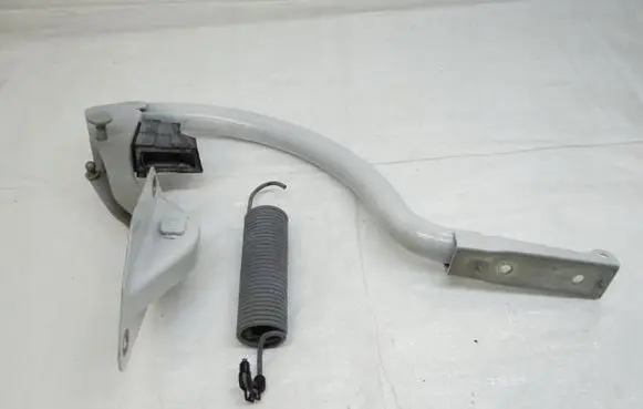 Peugeot 508 Tailgate hinge 9686632080