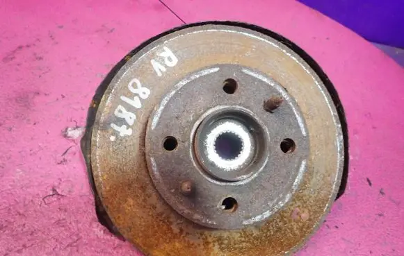 Fiat Siena Front wheel hub spindle knuckle