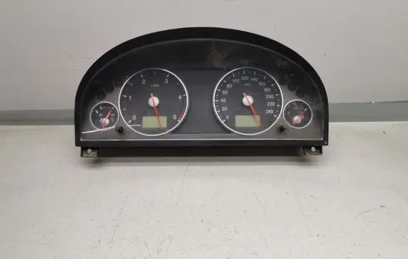 Ford Mondeo Mk III Speedometer (instrument cluster) 3S7T10849JD