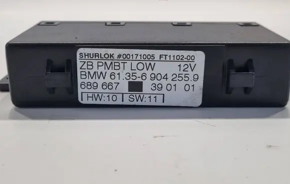 BMW 5 E39 Door control unit/module 689667 00171005