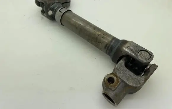 Toyota Auris E180 Steering column universal joint